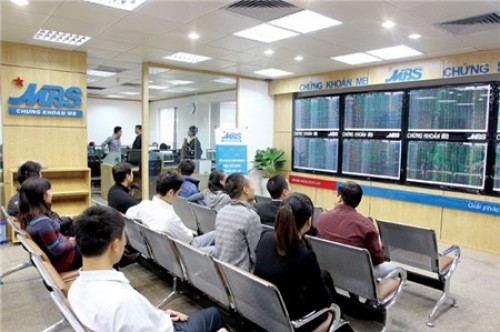 Thị trường chứng khoán năm 2016: Cung tăng mạnh nhờ cổ phần hóa, thoái vốn