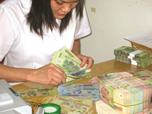 Tỷ giá trung tâm linh hoạt theo cung cầu thị trường Tỷ giá trung tâm linh hoạt theo cung cầu thị trường