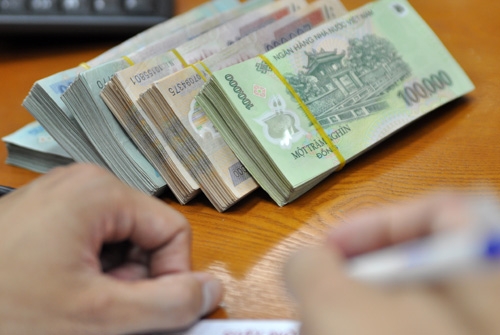 ACB dành 4000 tỷ đồng ưu đãi lãi suất DNNVV