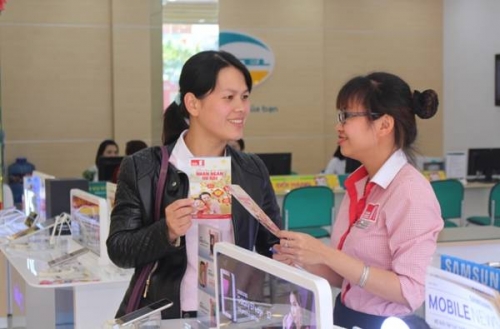 Vay 0% trúng Air Blade với Home Credit Vay 0% trúng Air Blade với Home Credit