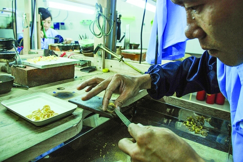 Nhiều tháo gỡ để phát triển