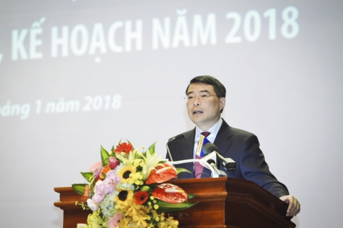 Không để tín dụng tăng dồn cục, có tính mùa vụ Không để tín dụng tăng dồn cục, có tính mùa vụ