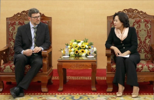 NHNN và STI tăng cường hợp tác trong đào tạo, nâng cao chất lượng nguồn nhân lực NHNN và STI tăng cường hợp tác trong đào tạo, nâng cao chất lượng nguồn nhân lực