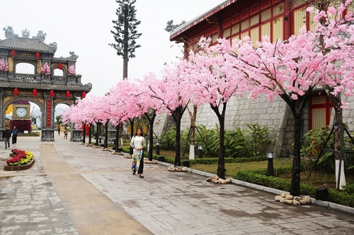 Kỳ quan năm châu hội tụ bên vịnh di sản Hạ Long tại lễ hội hoa lớn chưa từng có