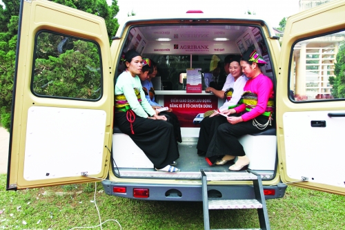 Ngân hàng hướng mạnh về nông thôn Ngân hàng hướng mạnh về nông thôn