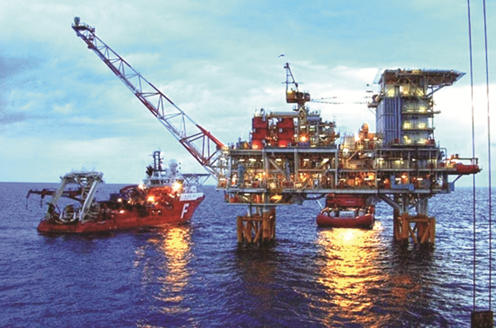 Tăng trưởng kinh tế toàn cầu đối mặt nhiều áp lực