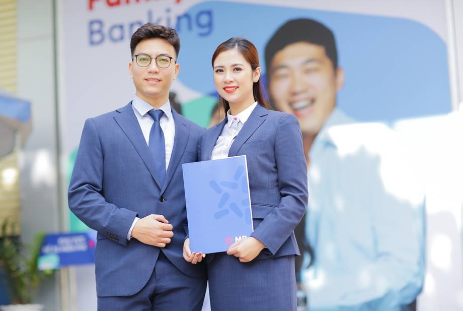 ngan hang tmcp quan doi lan toa gia tri bang tu duy khac biet