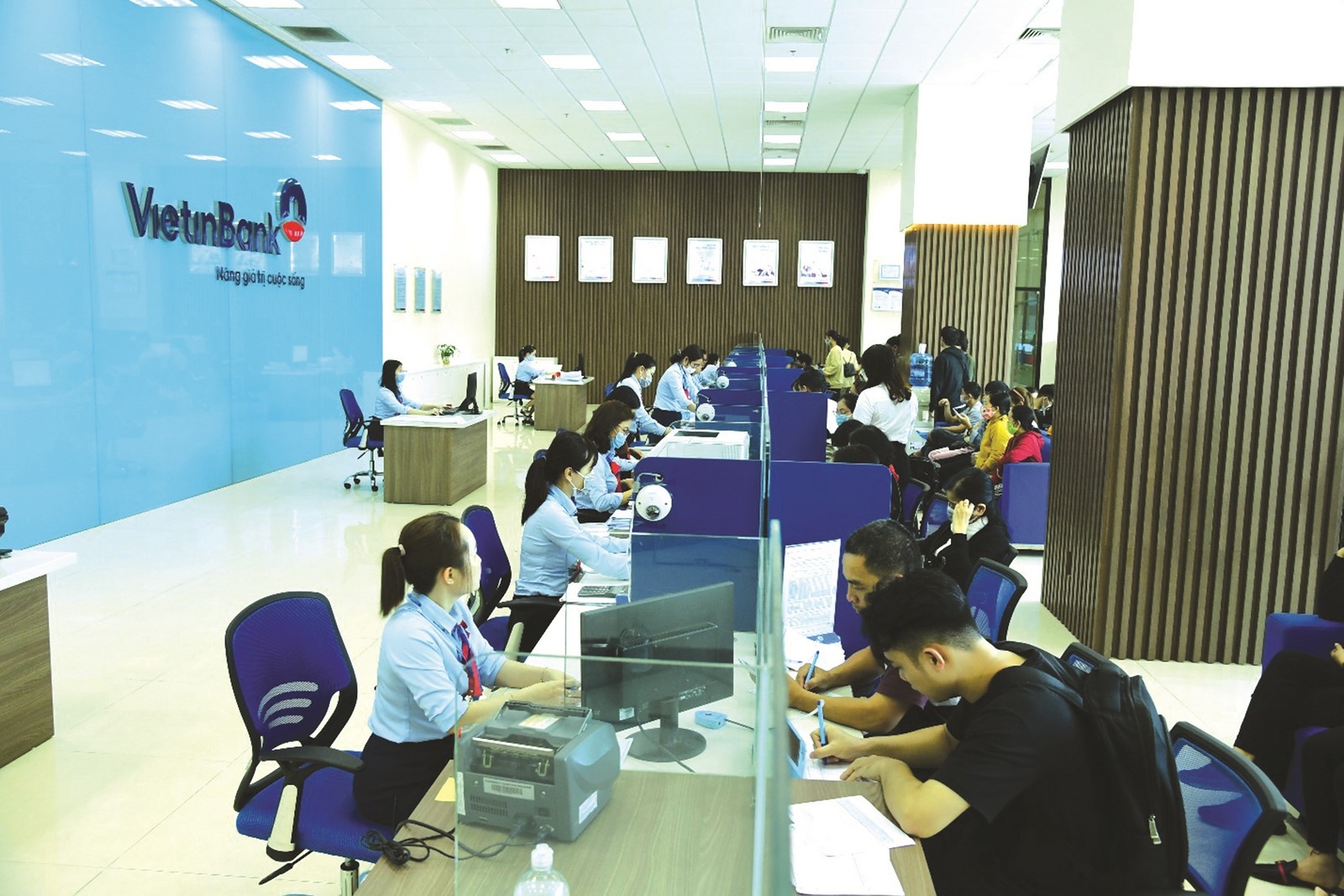VietinBank: Góp sức thực hiện mục tiêu kép