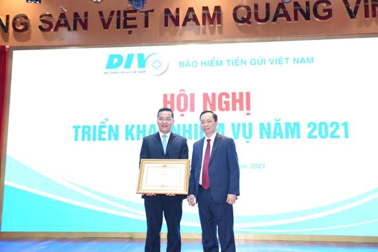Cải thiện năng lực tài chính, bảo vệ tốt hơn quyền, lợi ích hợp pháp của người gửi tiền cai thien nang luc tai chinh bao ve tot hon quyen loi ich hop phap cua nguoi gui tien