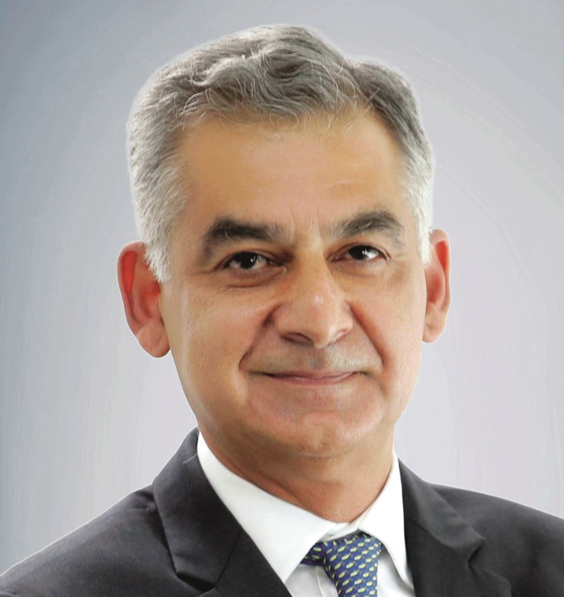 kien cuong trong the gioi suy thoai