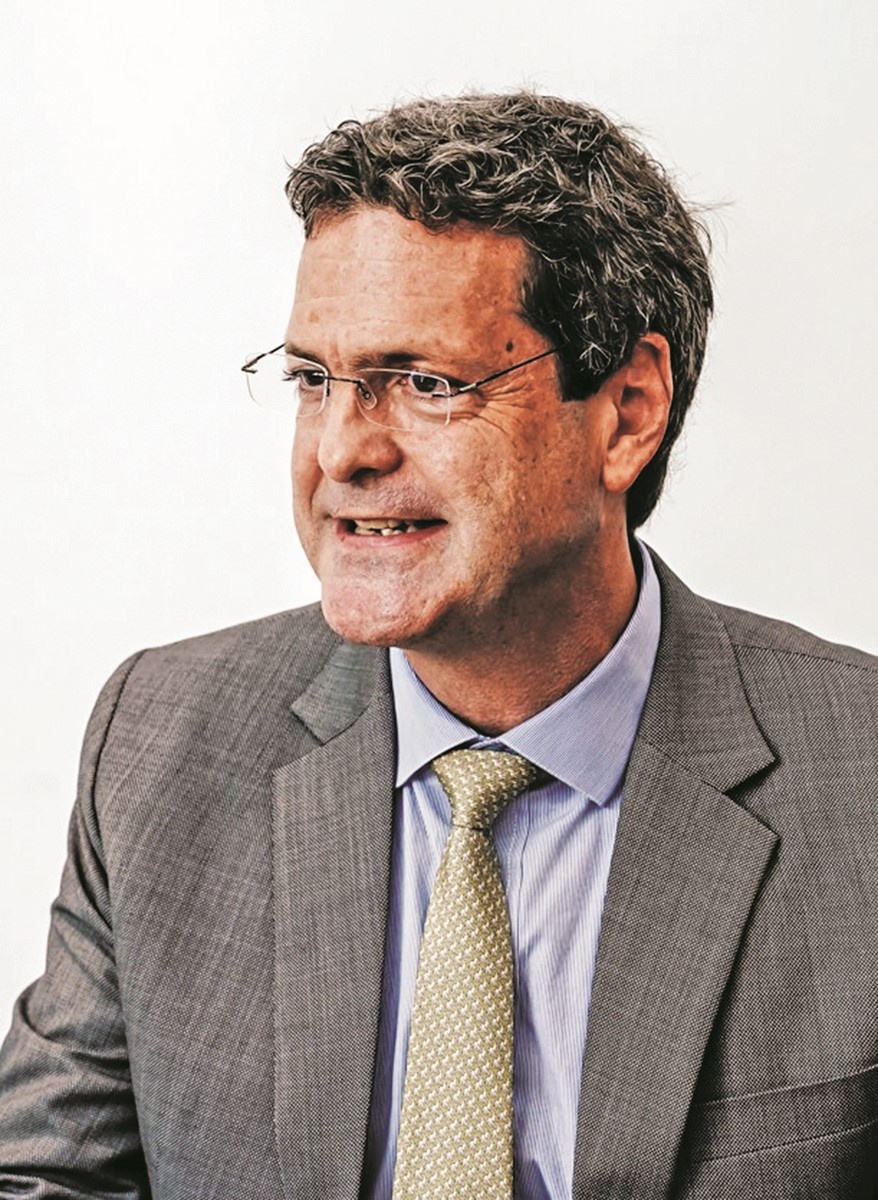 kien cuong trong the gioi suy thoai