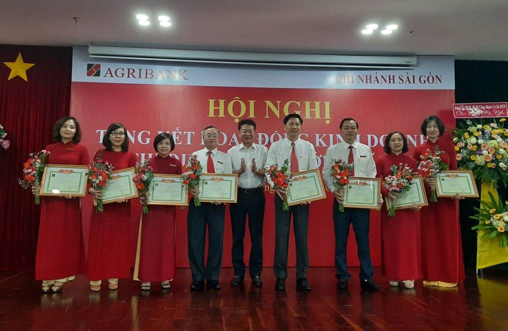 Agribank chi nhánh Sài Gòn triển khai nhiều giải pháp kinh doanh hiệu quả agribank chi nhanh sai gon trien khai nhieu giai phap kinh doanh hieu qua
