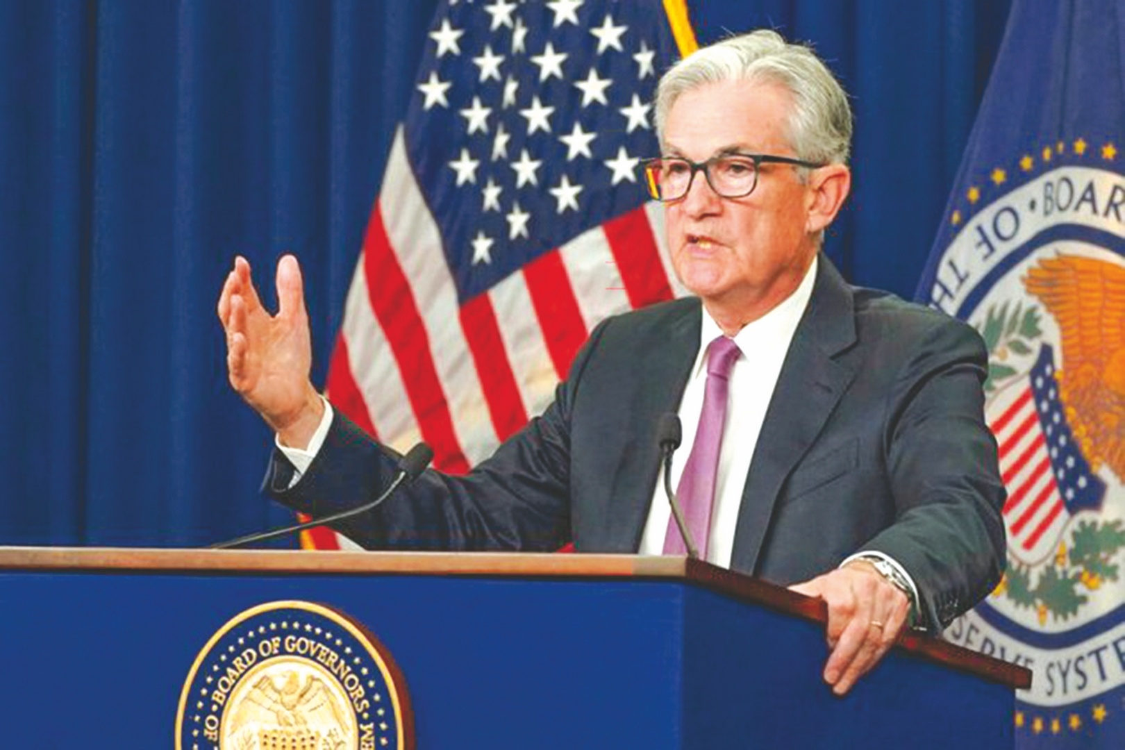 fed van con dong luc tang lai suat