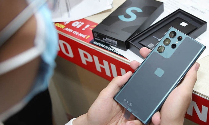 dien thoai android dua giam gia truoc tet