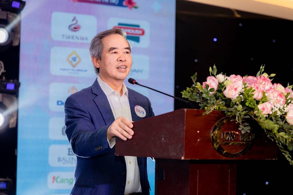 Golf Swing for the Children’s Tet 2023 quyên góp ủng hộ trẻ em nghèo giai golf swing for the childrens tet 2023 quyen gop gan 1 ty dong ung ho tre em ngheo