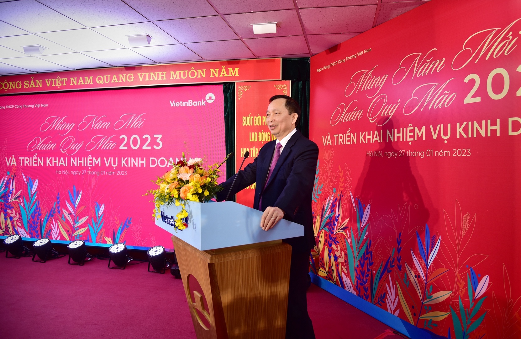 lanh dao ngan hang nha nuoc xong dat cac ngan hang