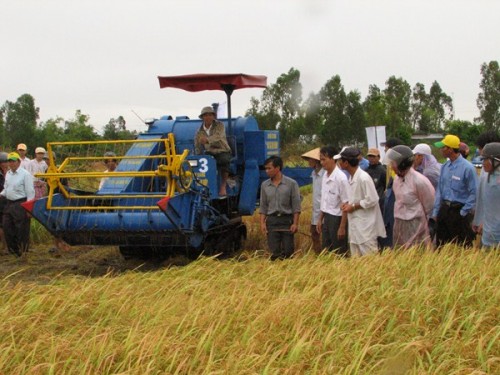 Yêu cầu TCTD cân đối nguồn vốn cho nhu cầu vốn của Chương trình NTM Yêu cầu TCTD cân đối nguồn vốn cho nhu cầu vốn của Chương trình NTM