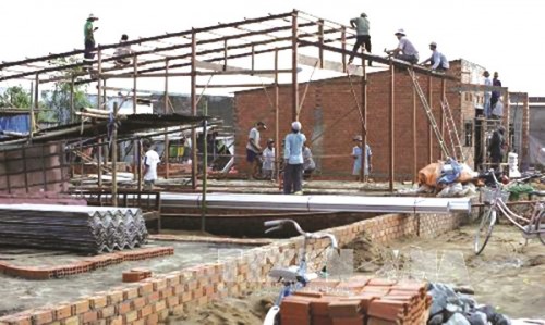 Giãn nợ hàng nghìn tỷ cho hộ nghèo vùng lũ Giãn nợ hàng nghìn tỷ cho hộ nghèo vùng lũ