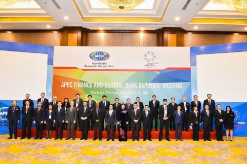 Càng nhiều thách thức, càng cần hợp tác và đồng lòng