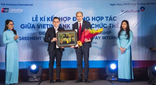 VietinBank ký kết hợp tác với UnionPay International VietinBank ký kết hợp tác với UnionPay International