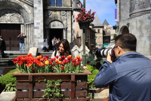 Đi đâu, chơi gì Tết này?