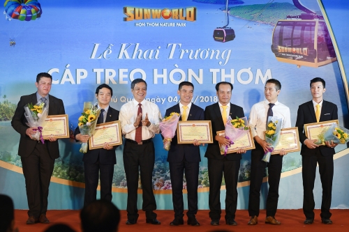 Tuyến cáp treo dài nhất thế giới chính thức khai trương tại Phú Quốc