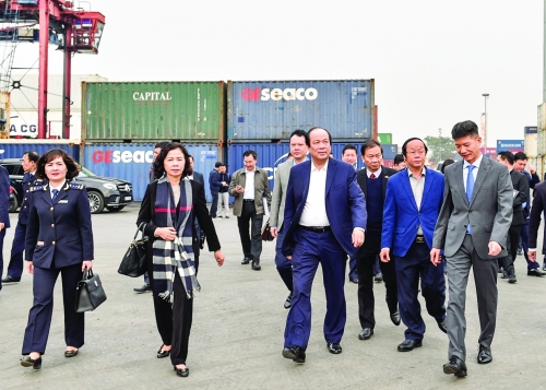 Pháp luật kinh doanh: Bức tranh sáng tối