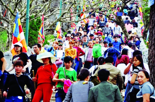 Doanh nghiệp du lịch tăng tour hành hương