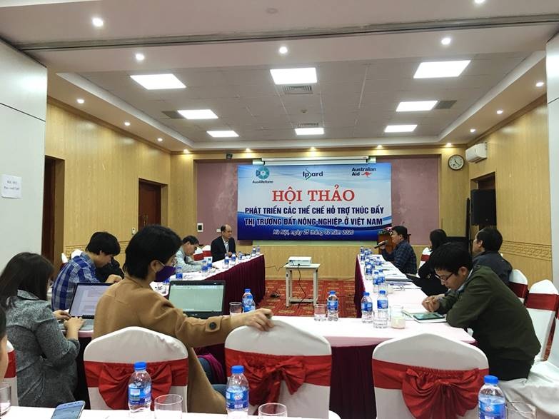 thi truong dat nong nghiep dang trong giai doan dau cua qua trinh phat trien