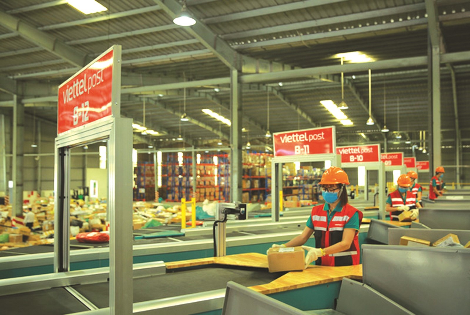 Ngăn chặn hàng phi pháp qua đường bưu chính