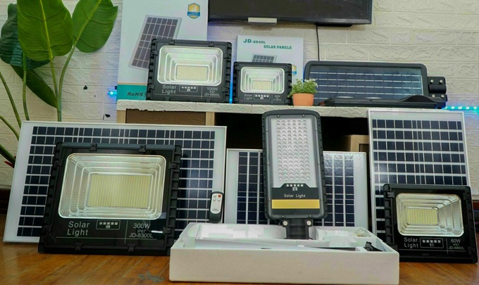 trao luu dung den nang luong de tiet kiem dien