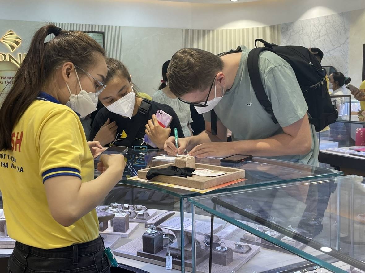 pnj truyen tai thong diep f5 tinh yeu mua valentine