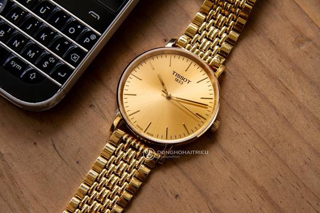 top 8 hang dong ho nam cho nguoi lon tuoi duoc ua chuong