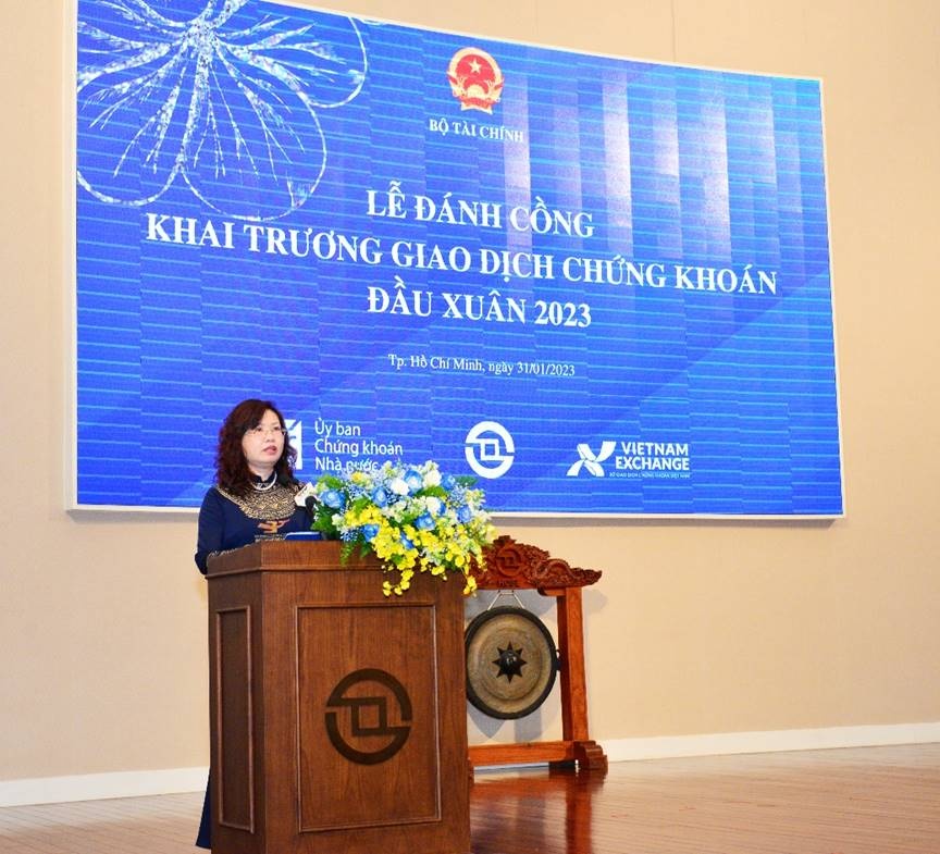 hoan thien khung phap ly va chinh sach phat trien thi truong chung khoan