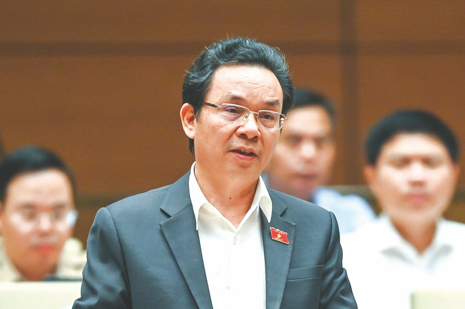 can tao dot pha trong phat trien kinh te bien