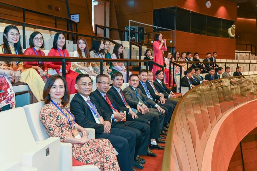 vu kiem toan noi bo tham quan sinh hoat chinh tri tai nha quoc hoi