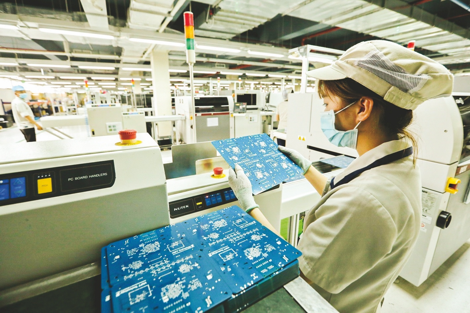 cai thien moi truong kinh doanh con nhieu viec phai lam