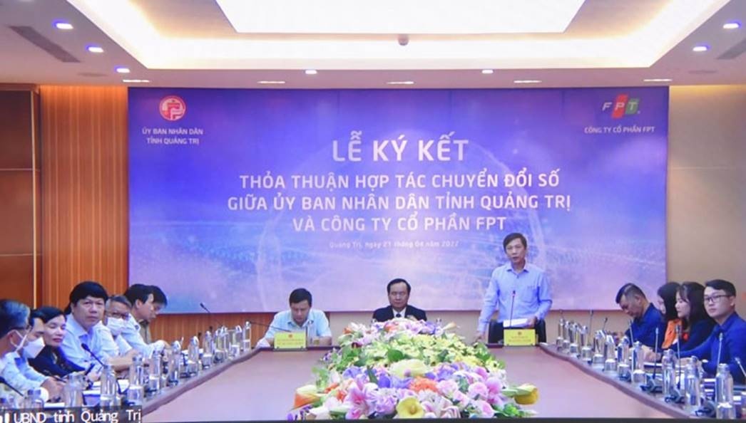 nganh ngan hang tinh quang tri day manh chuyen doi so