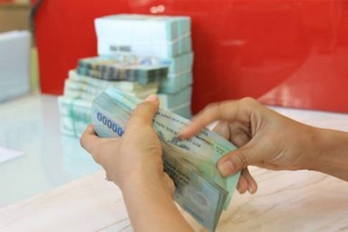 Vay tiêu dùng lãi suất thấp