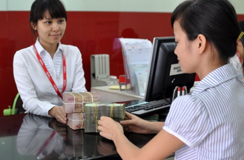 Người dân vẫn chọn kênh gửi tiền an toàn, hiệu quả