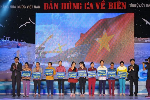 Bản hùng ca về biển… Bản hùng ca về biển…