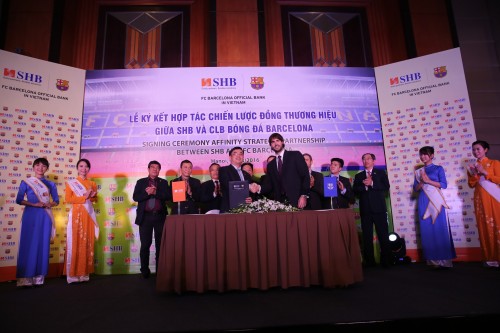 SHB và CLB bóng đá Barcelona hợp tác chiến lược