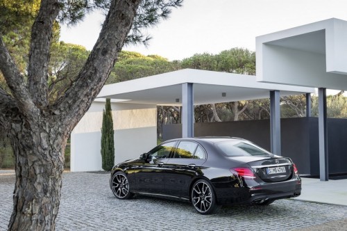 Mercedes-AMG E43 2017 chính thức ra mắt Mercedes-AMG E43 2017 chính thức ra mắt