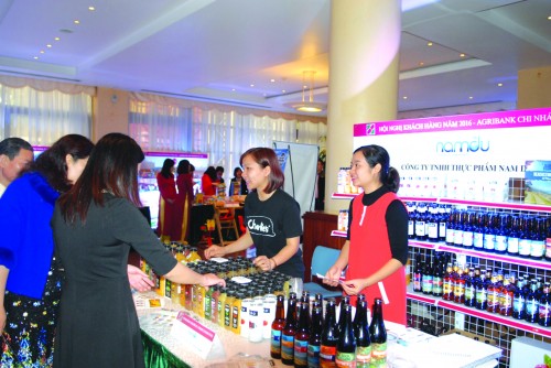 Giàu về hệ thống khách hàng, mạnh về dịch vụ