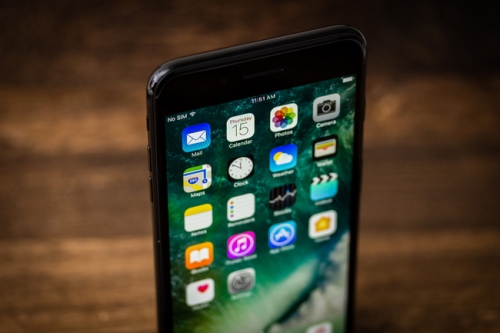iPhone 7 liên tục giảm giá, phải chăng người Việt đã chán iPhone?