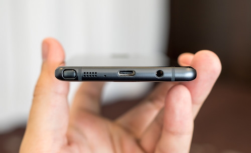 iPhone 8 bỏ cổng Lightning sẽ là ý tưởng hay