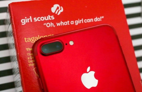 Mở hộp iPhone 7 Plus phiên bản màu đỏ vừa công bố