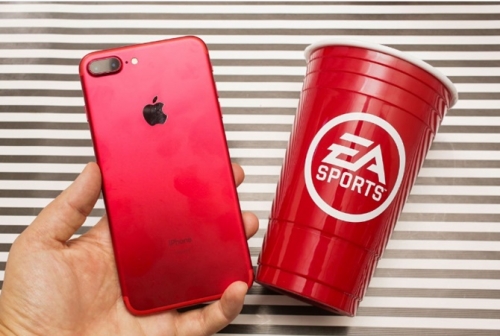 Mở hộp iPhone 7 Plus phiên bản màu đỏ vừa công bố