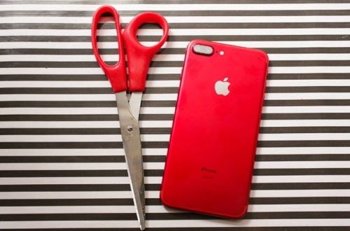 Mở hộp iPhone 7 Plus phiên bản màu đỏ vừa công bố