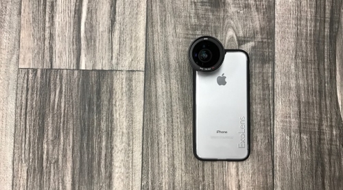 Ốp lưng iPhone 7 có ống kính rời hợp tác với Zeiss